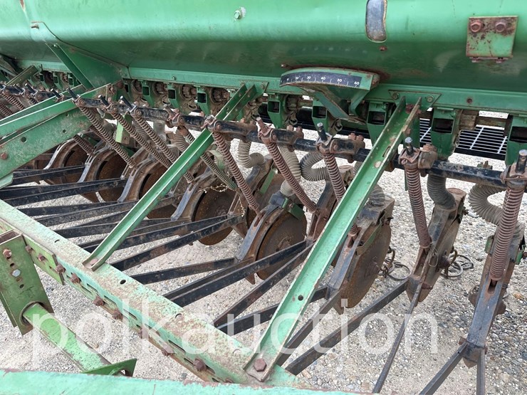 john-deere-8300-image-3