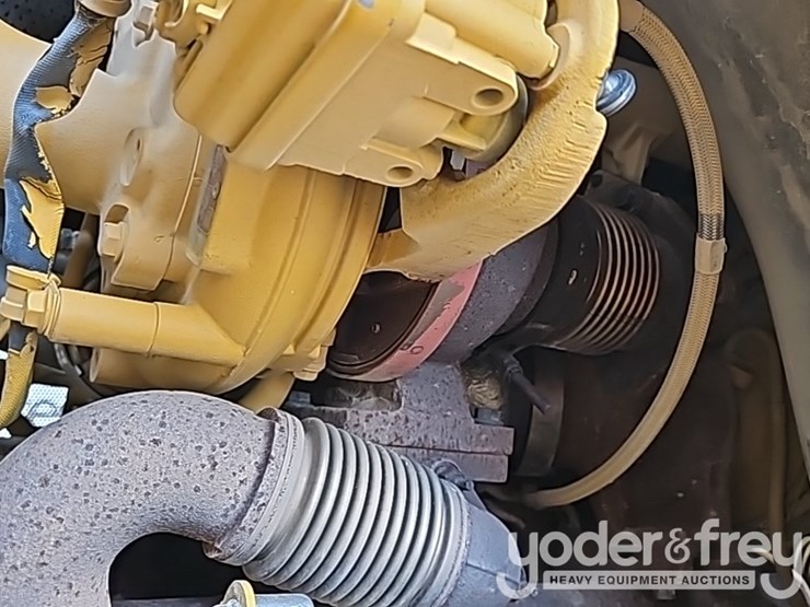 2018-deere-850k-lgp-image-42