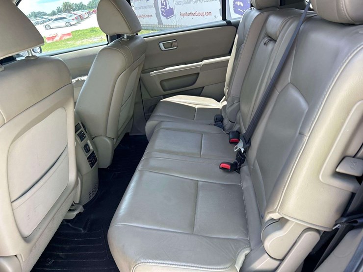 2012-honda-pilot-image-23