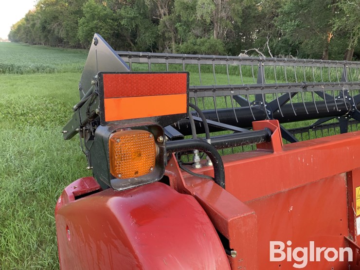 2012-case-ih-3020-image-11