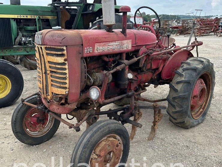 944---farmall-130-(sn#-2772)-image-1