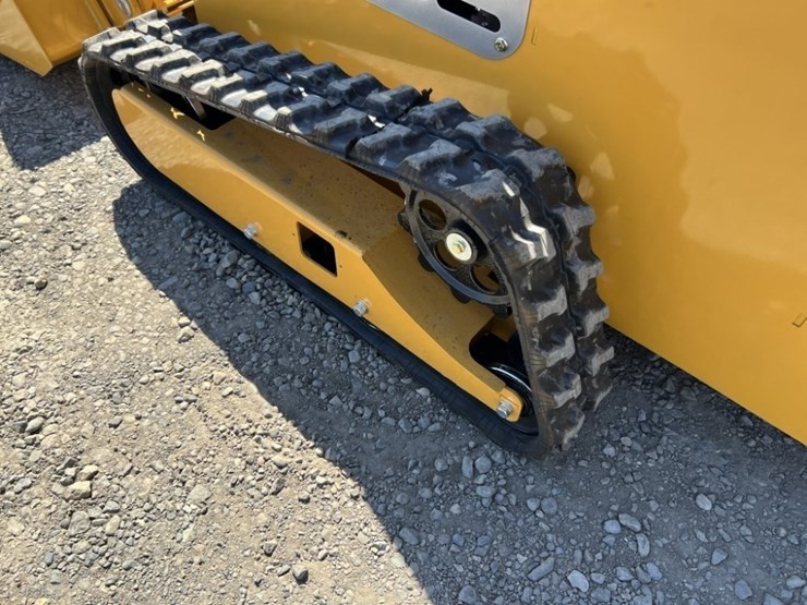 2025-aboss-gh350-mini-compact-track-loader-image-10