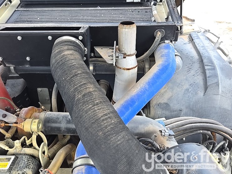 2019-dynapac-ca2500d-image-47