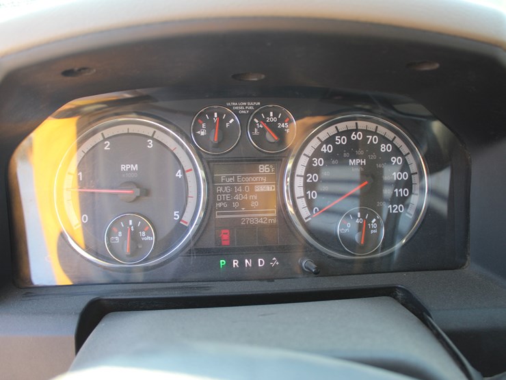 2012-dodge-ram-4500-image-11