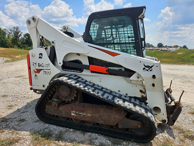 2019-bobcat-t870-image-18