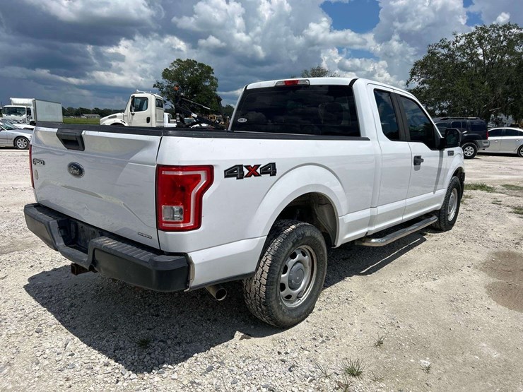 2016-ford-f150-image-3