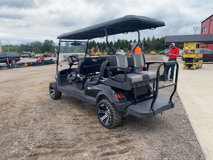2021-royal-golf-cart-image-6