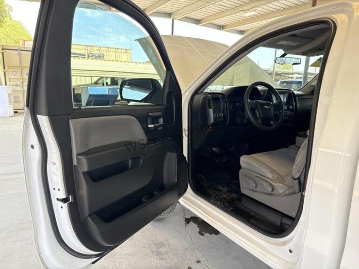 2014-chevrolet-silverado-1500-image-21