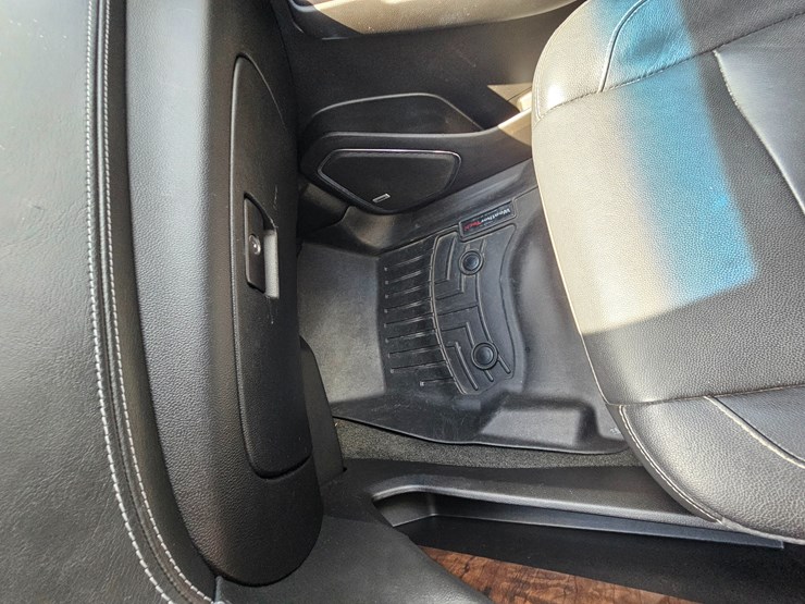 2018-chevrolet-tahoe-image-34