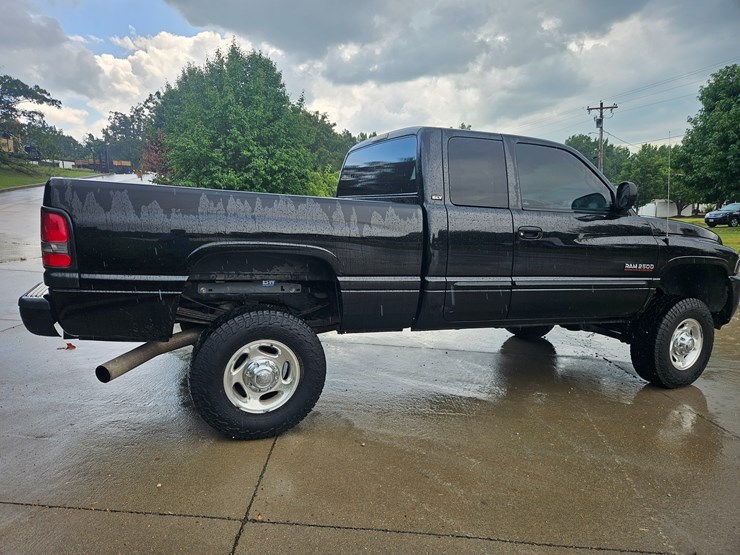 #18968-•-2002-dodge-ram-2500-pickup-truck-image-62