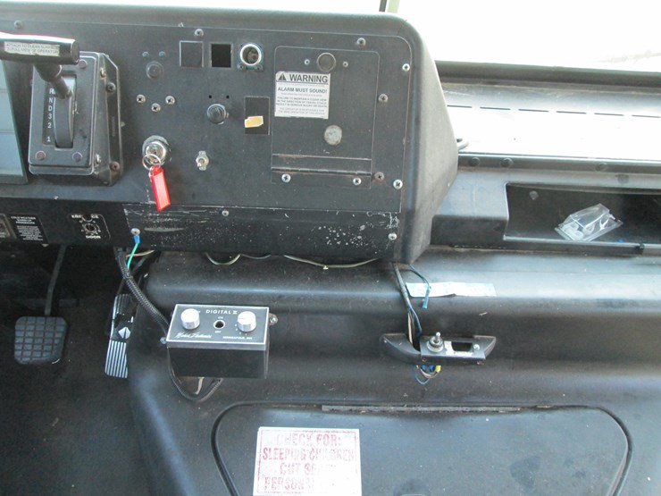 #18-•-#26806-•-1997-international-s/a-bus-1hvbdabk5vh469332-image-47