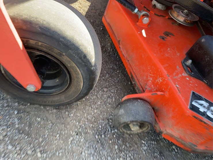 bad-boy-maverick-zero-turn-mower-image-9