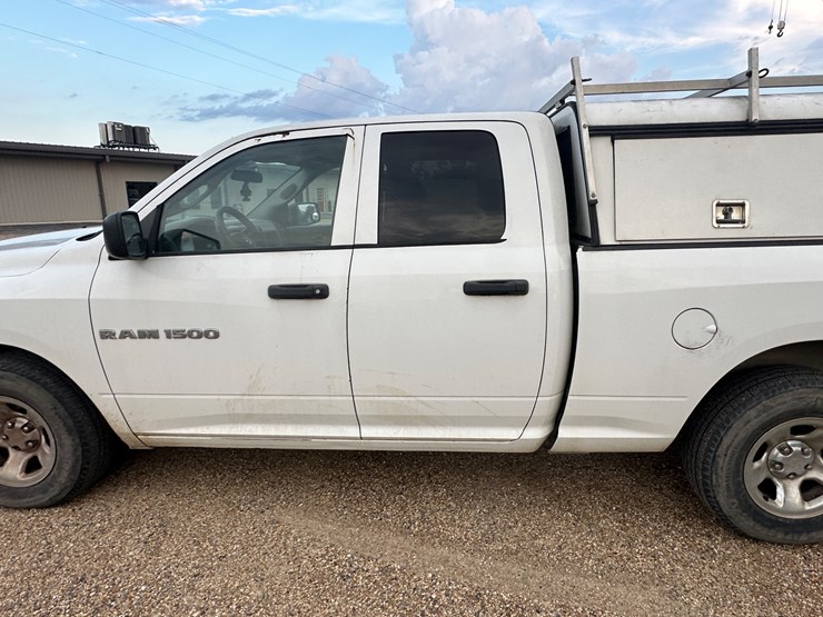 2011-dodge-1500-image-11