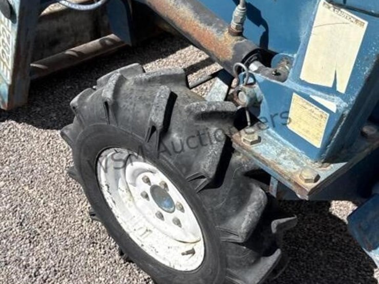 shibaua-sp1740-loader-tractor-image-11