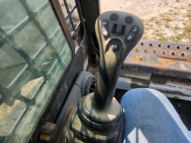 bobcat-t190-image-35