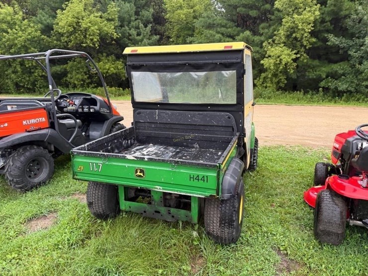 john-deere-gator-image-6