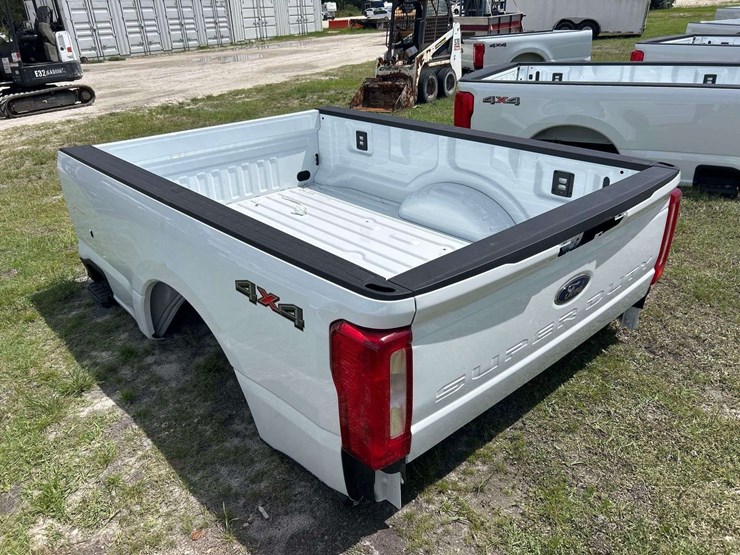 ford-super-duty-pickup-truck-bed-image-4