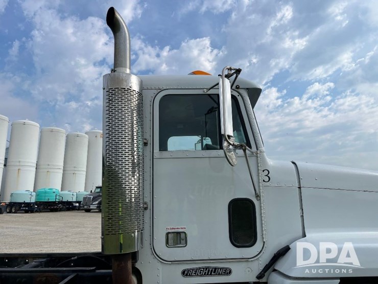1993-freightliner-truck-(jn2646,-unit-42339)-image-36