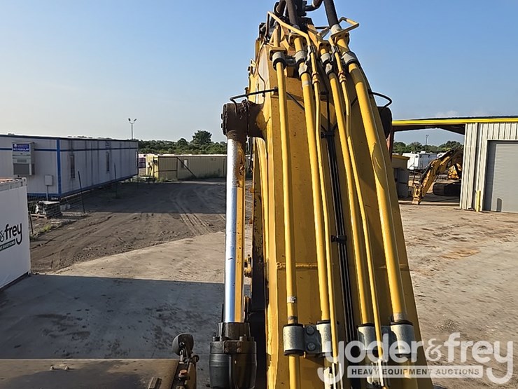 2015-caterpillar-336-f-image-75