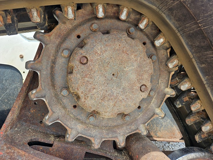 2019-bobcat-t870-image-88