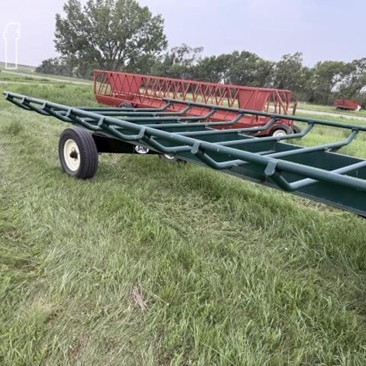 VERNS HAY RACK 22