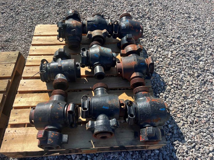 (9)-2-plug-valves-1502-iron-image-1