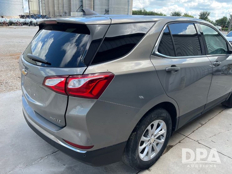 2018-chevrolet-equinox-lt-image-29