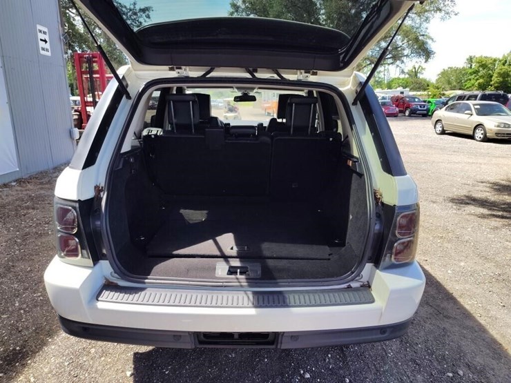 2008-land-rove-range-rover-sp-runs/moves-hse-image-6