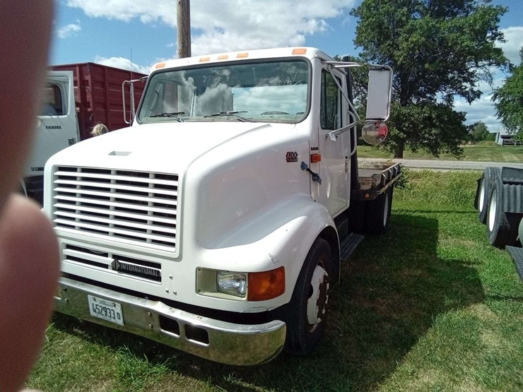 2000-international-4700-image-3