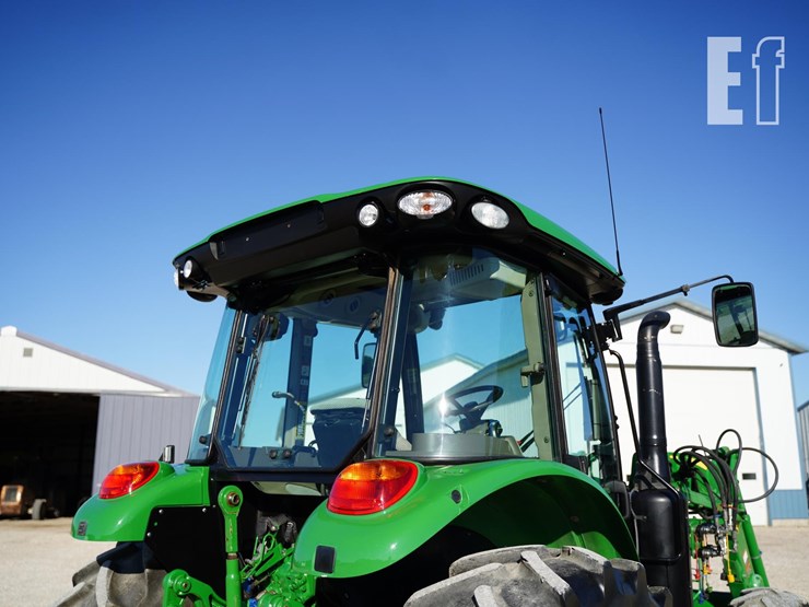 2017-john-deere-5090r-image-26