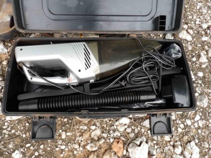 2---battery-powered-grease-guns,-more-image-1