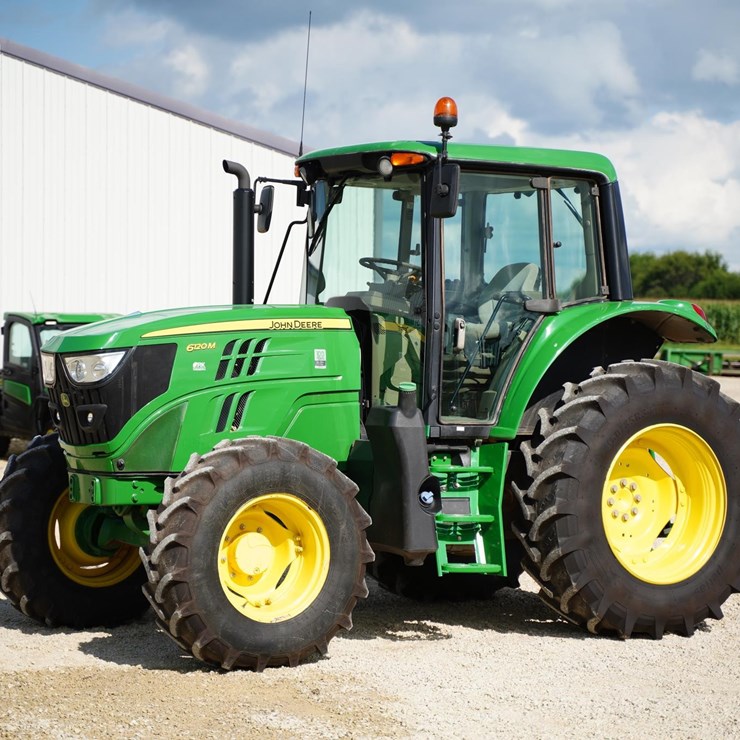 2018 JOHN DEERE 6120M