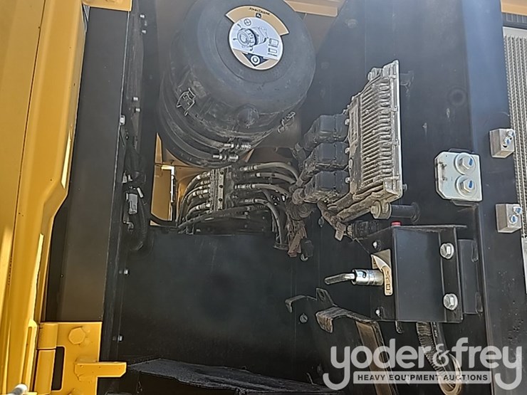 2019-deere-210g-image-44