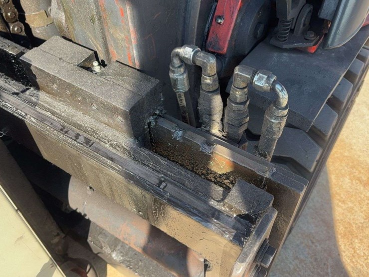linde-e18c-02-forklift-image-10