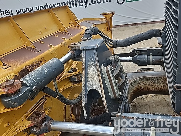 2018-deere-850k-image-26