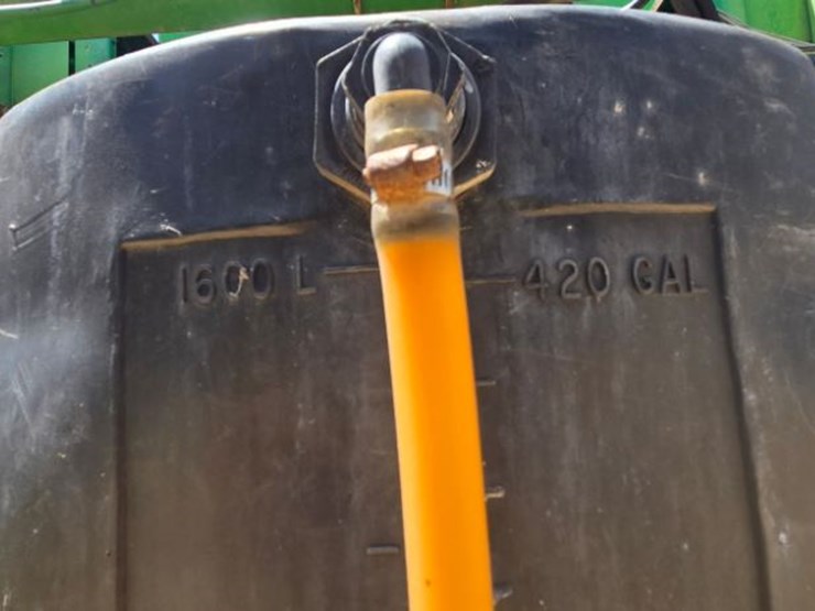 2005-john-deere-6700-image-11
