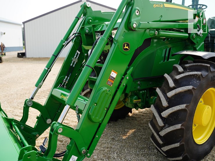 2024-john-deere-6155m-image-14