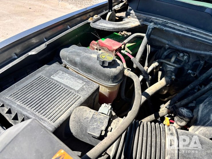 2013-chevrolet-silverado-2500-lt-image-54