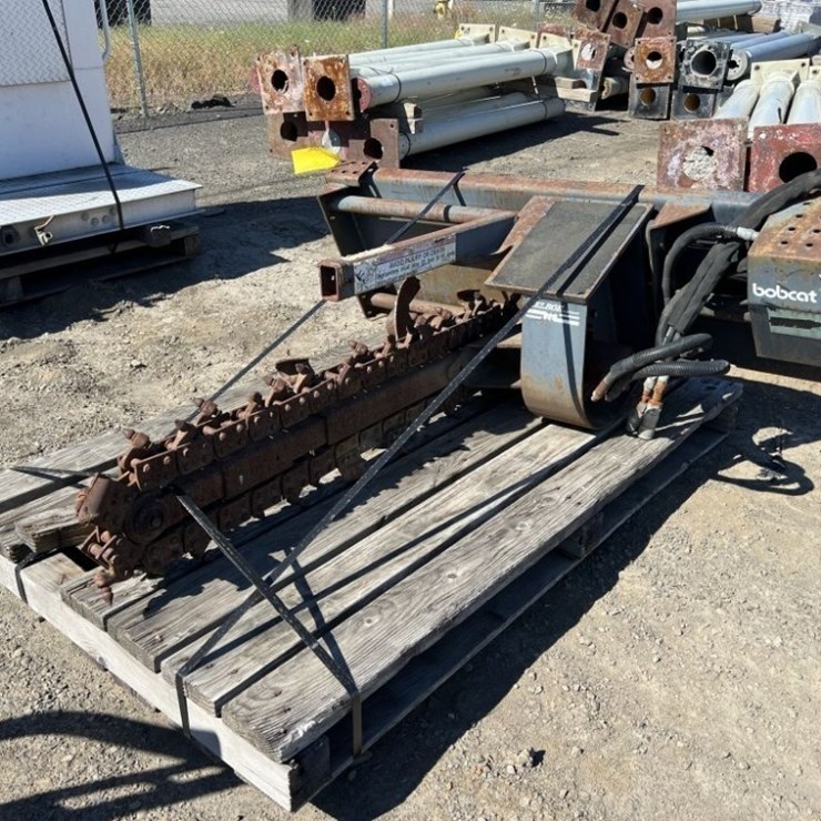 Bobcat LT 204 Trencher