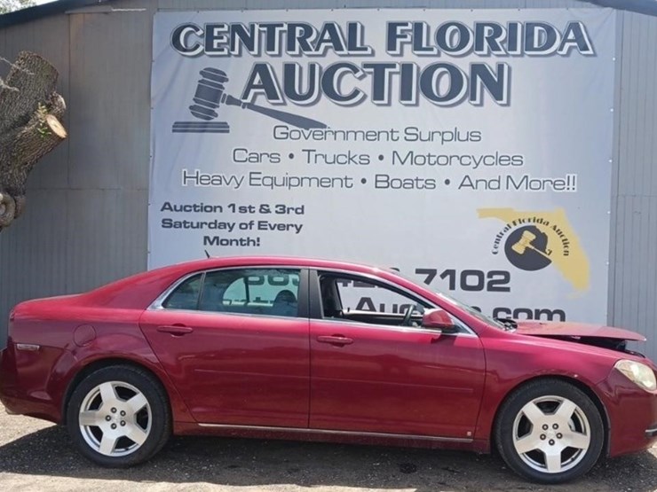 2010-chevrolet-malibu-runs/moves-lt-image-1