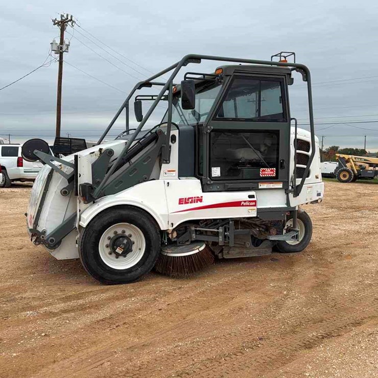 2008 ELGIN SWEEPER