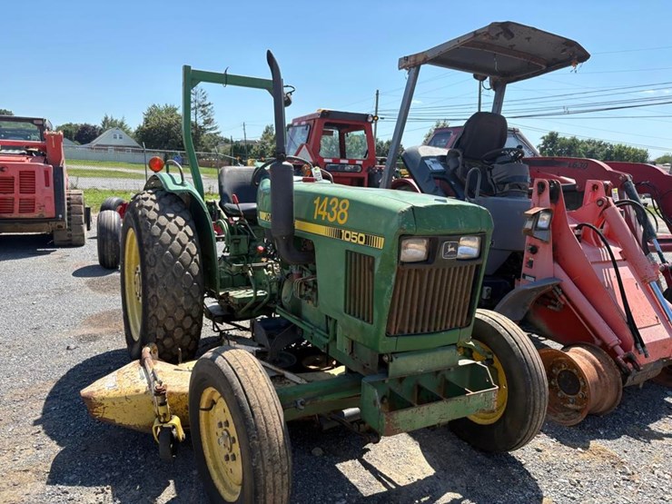 john-deere-1050-image-3