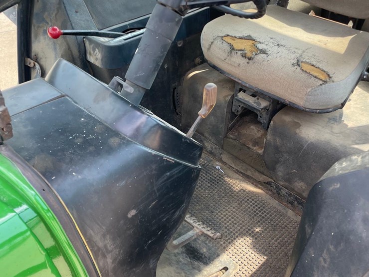john-deere-4230-image-41