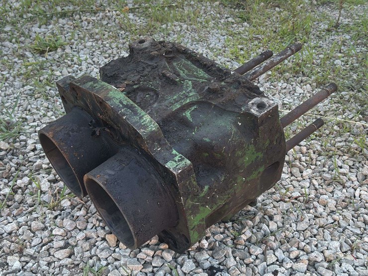 john-deere-model-70-block-image-6