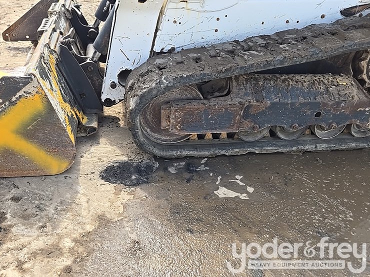 2019-bobcat-t590-image-13