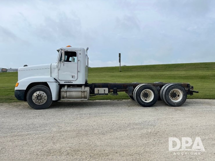 1993-freightliner-truck-(jn2646,-unit-42339)-image-21