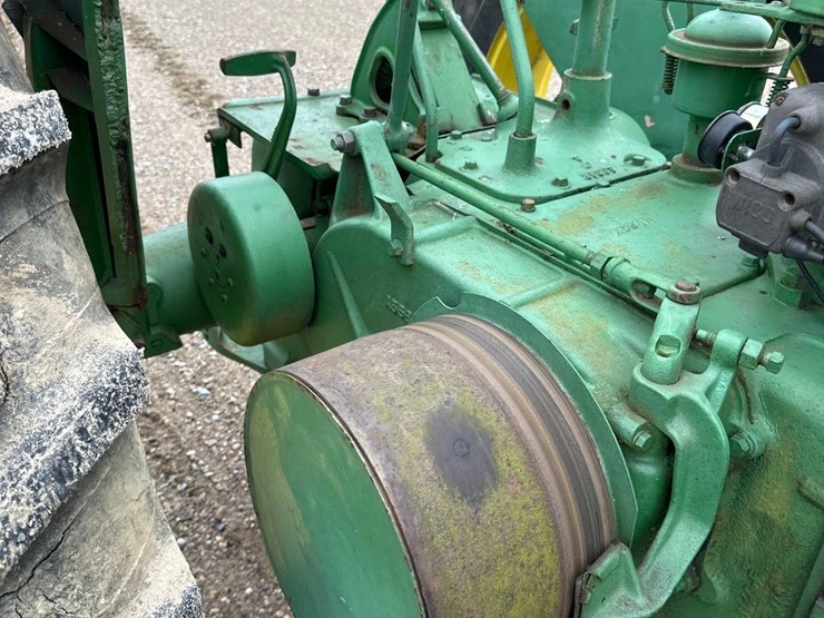 john-deere-a-image-12