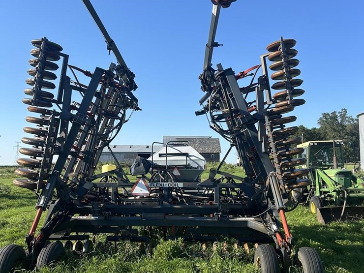 flexi-coil-33ft-air-seeder-image-5