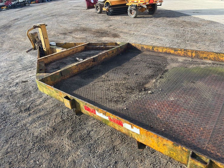 22'-equipment-trailer-image-17