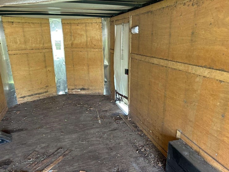 22ft-t/a-enclosed-cargo-trailer-image-8